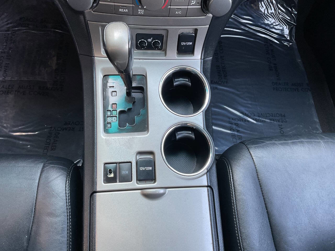 Used 2012 Toyota Highlander SE w/ Tow Pkg AWD/4WD image 26