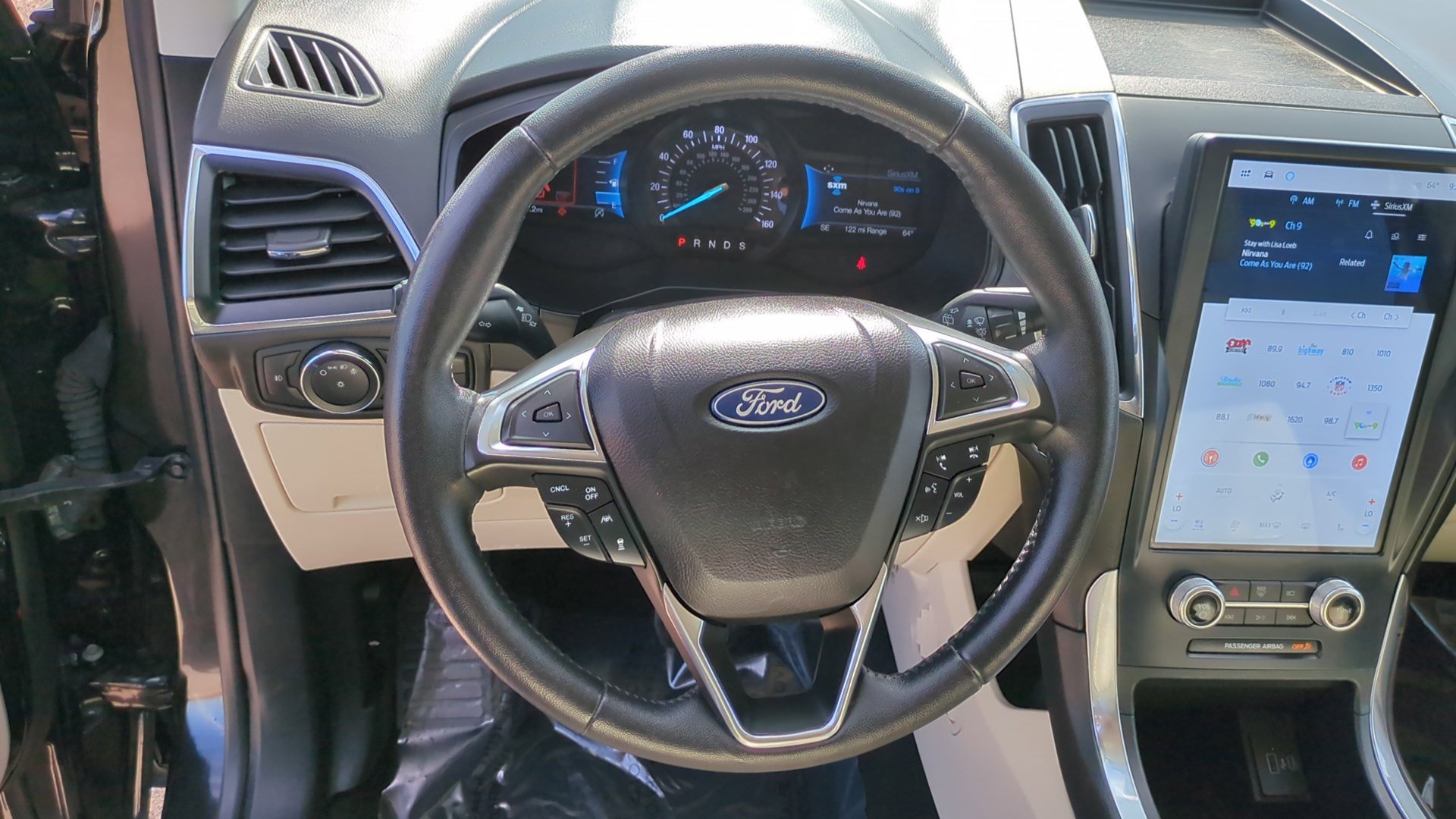 Used 2022 Ford Edge Titanium w/ Equipment Group 301A image 16