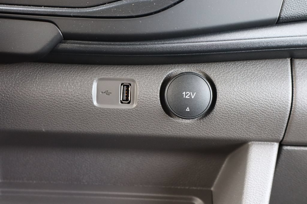 New 2026 Ford Transit 150 Low Roof RWD image 31