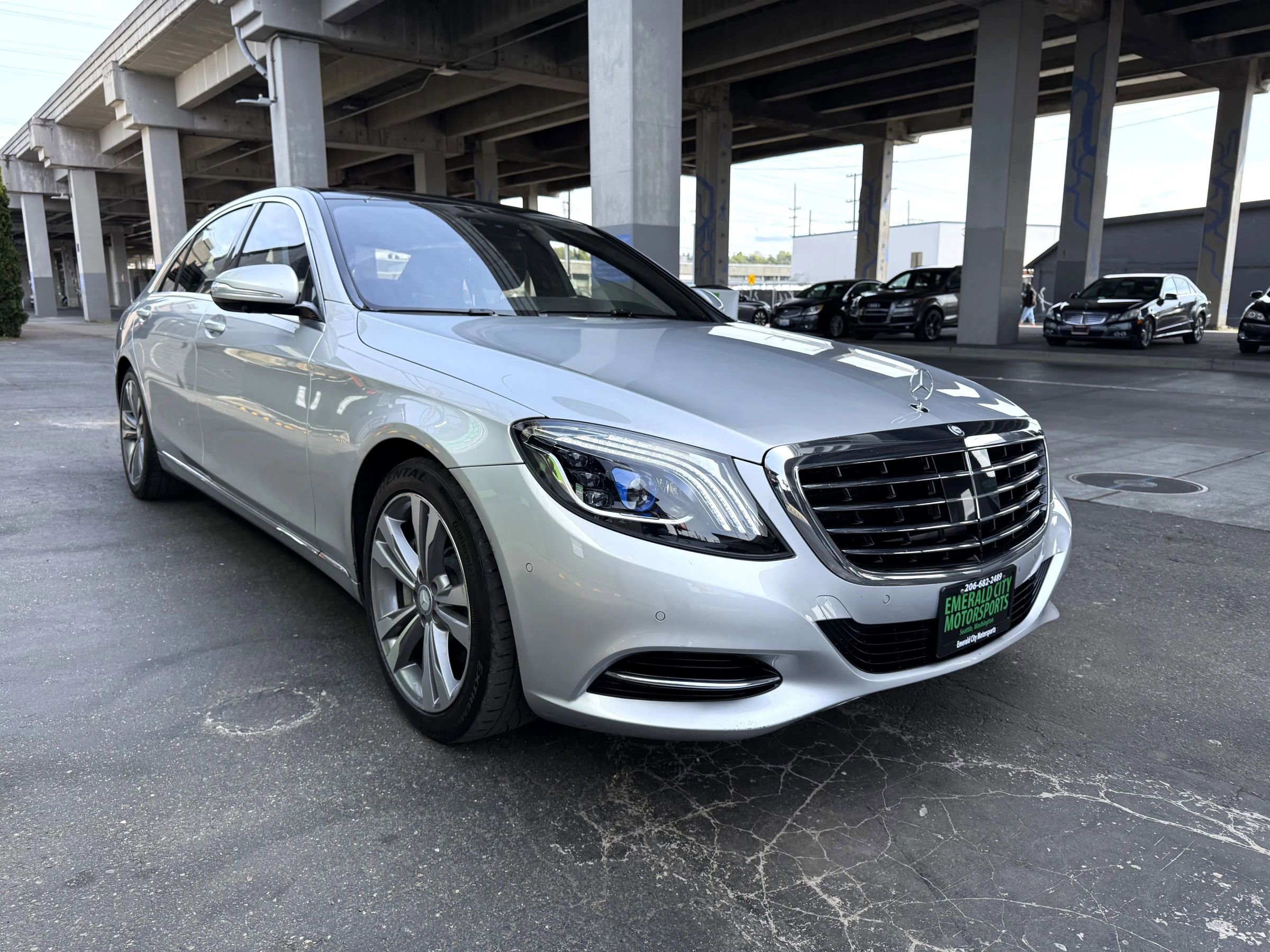 Used 2015 Mercedes-Benz S 550 4MATIC Sedan image 3