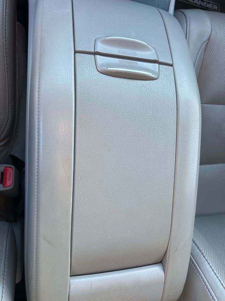 Used 2017 Toyota Highlander Limited AWD/4WD image 39