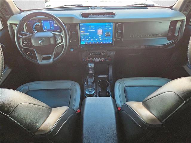 Used 2023 Ford Bronco Wildtrak image 18