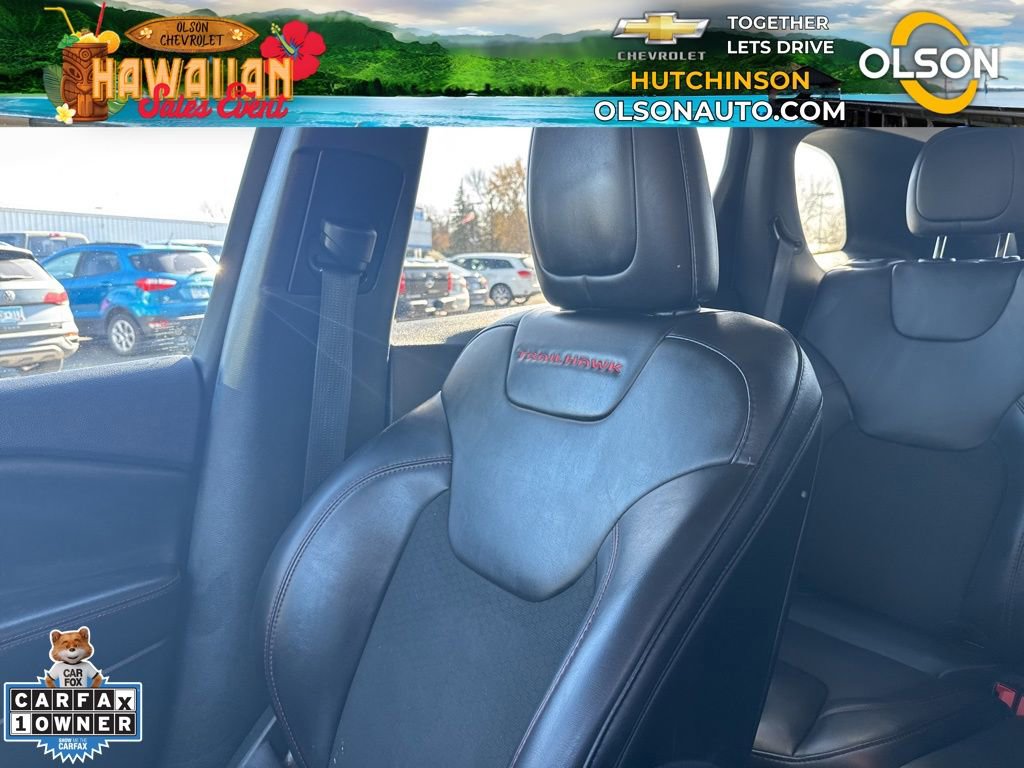 Used 2022 Jeep Cherokee Trailhawk image 19
