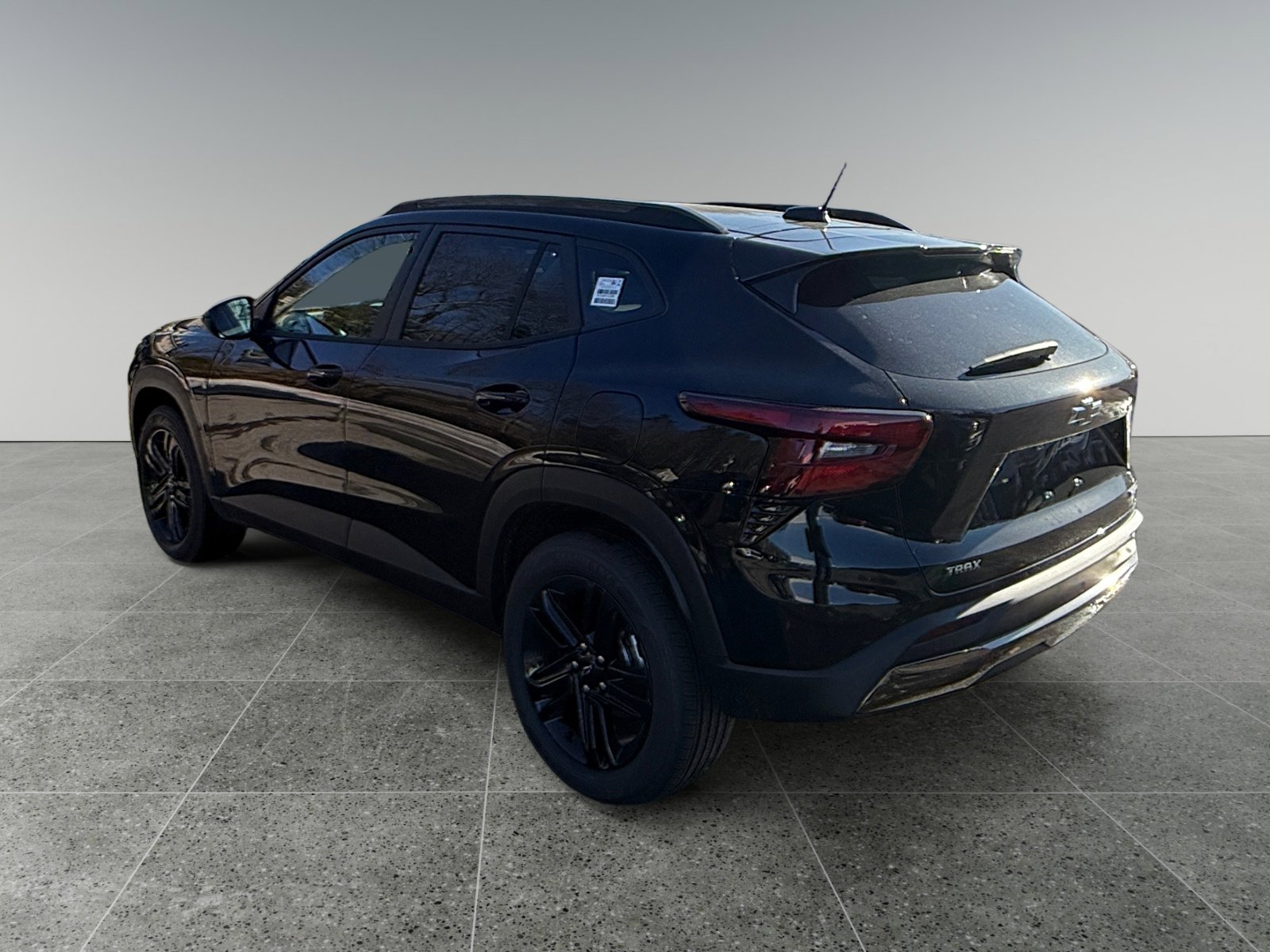 New 2026 Chevrolet Trax ACTIV w/ Sunroof Package FWD image 3
