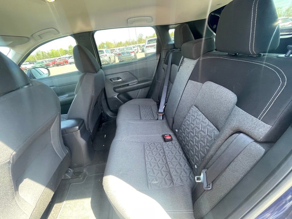 Used 2025 Nissan Kicks SV image 22