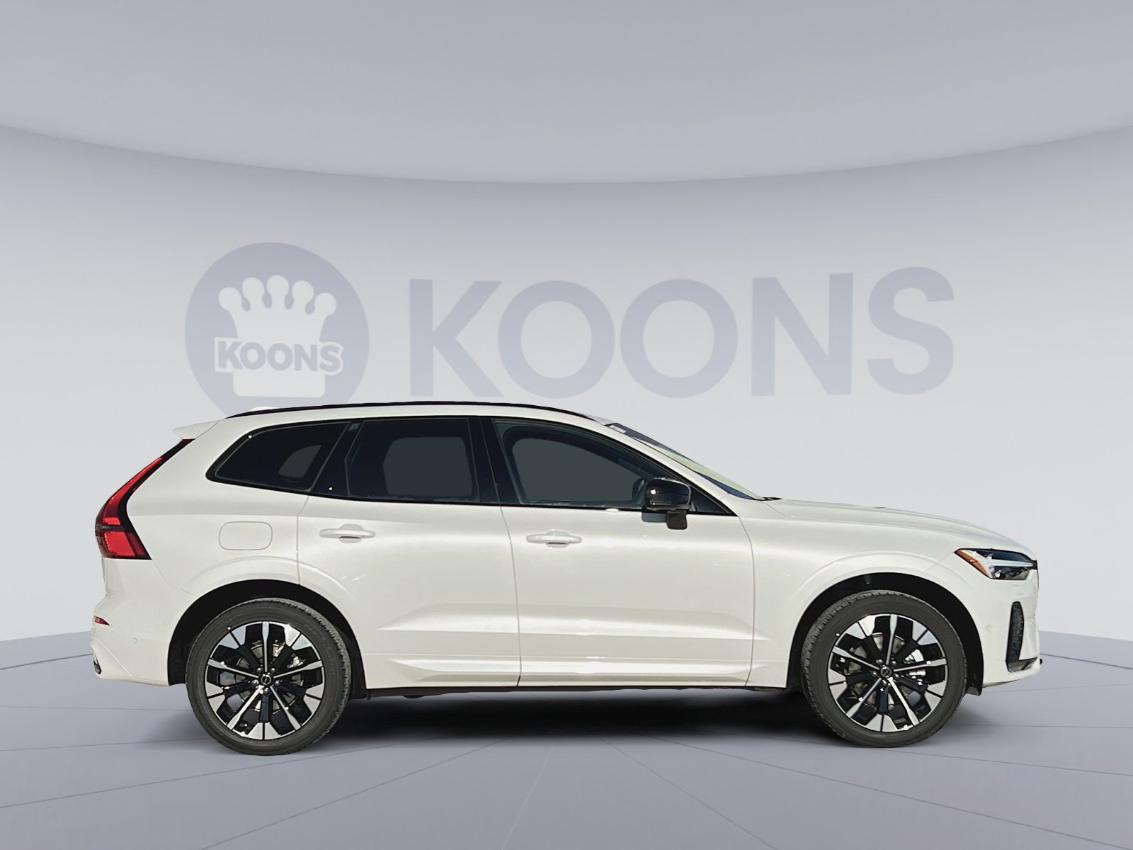 New 2026 Volvo XC60 B5 Plus w/ Protection Package Premier AWD/4WD image 8