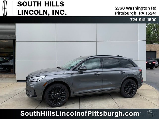 New 2026 Lincoln Corsair Reserve w/ Jet Appearance Package AWD/4WD image 1