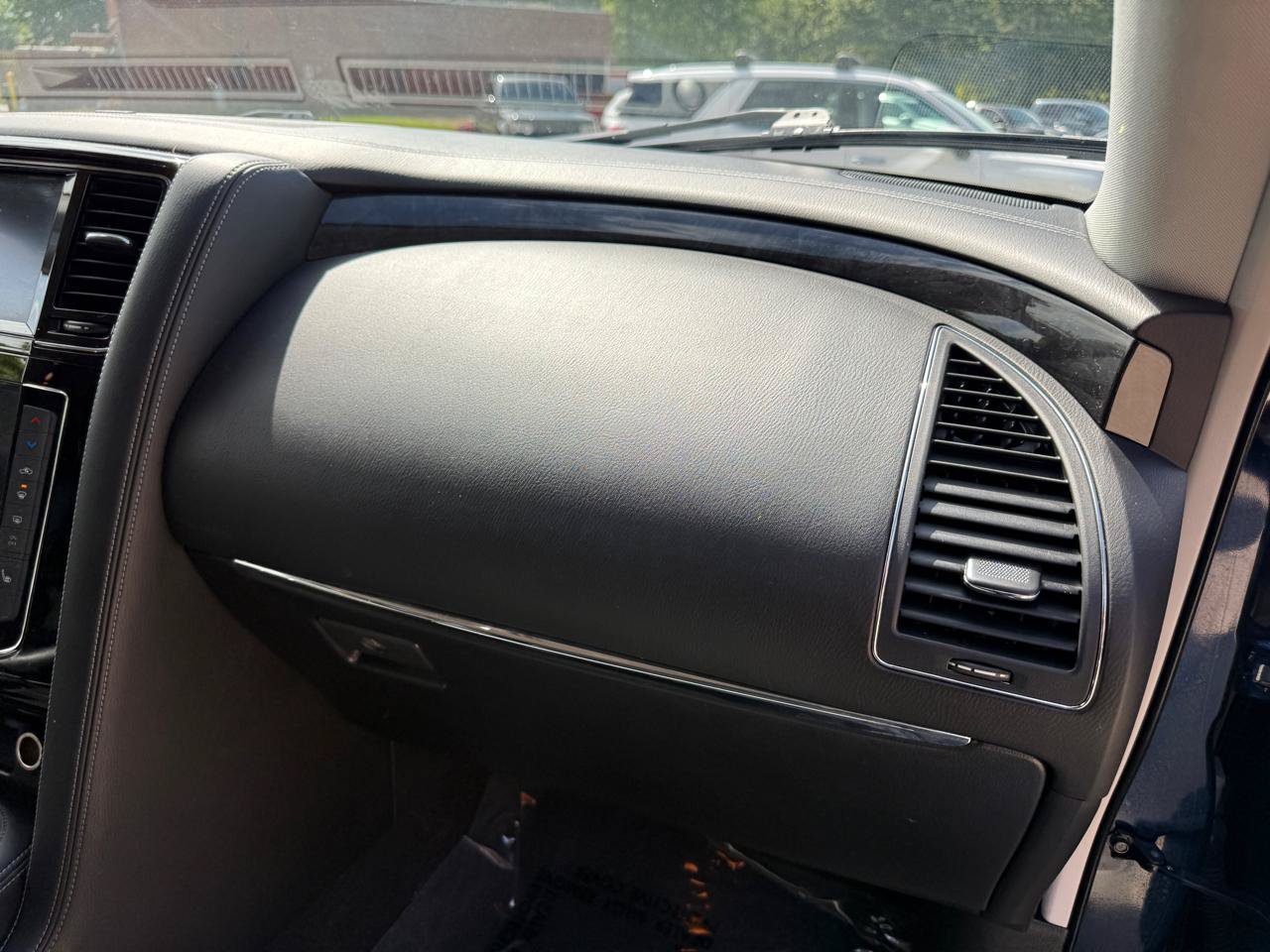 Used 2020 INFINITI QX80 Luxe w/ Proassist Package AWD/4WD image 38