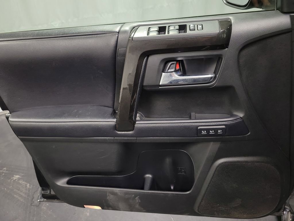 Used 2019 Toyota 4Runner Limited image 24