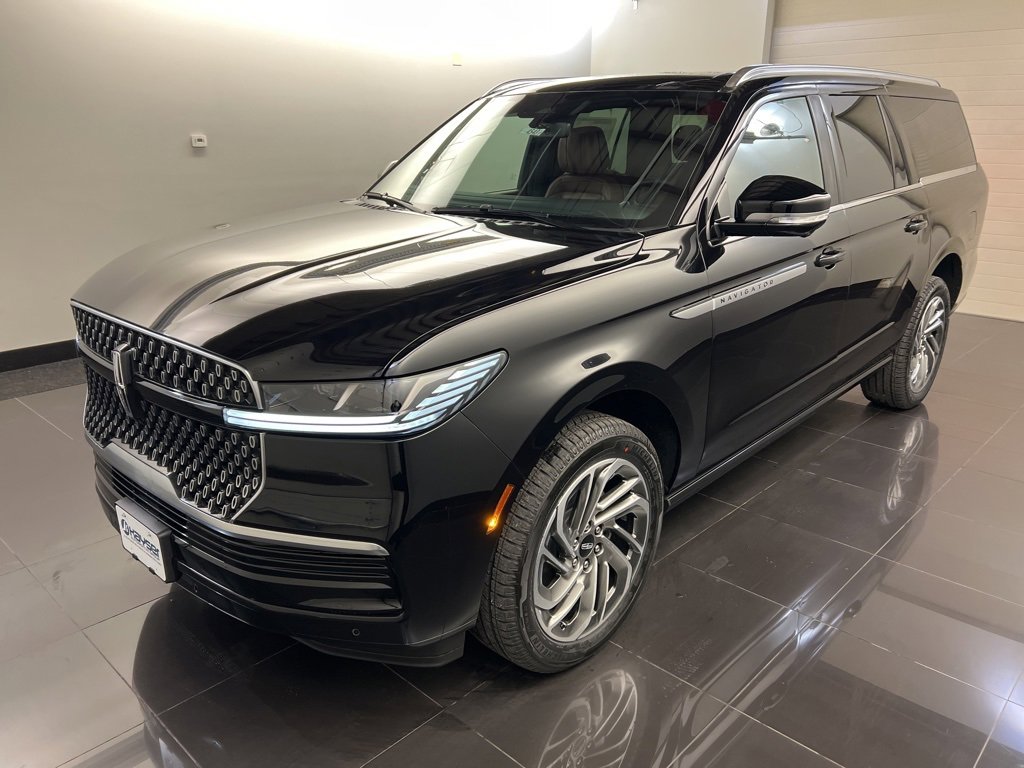 New 2025 Lincoln Navigator L Reserve image 3