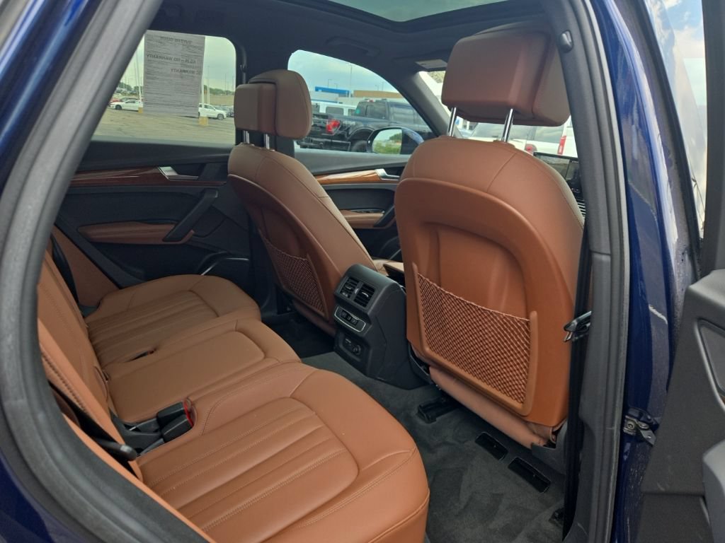 Used 2021 Audi Q5 2.0T Premium Plus w/ Premium Plus Package AWD/4WD image 14