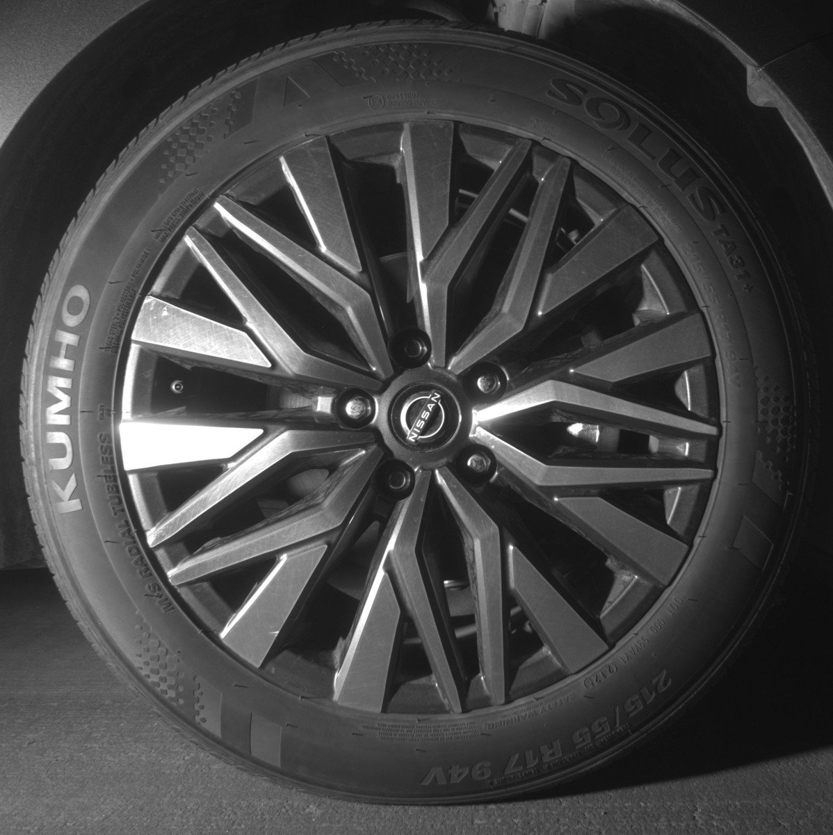 Used 2025 Nissan Altima 2.5 SV image 13