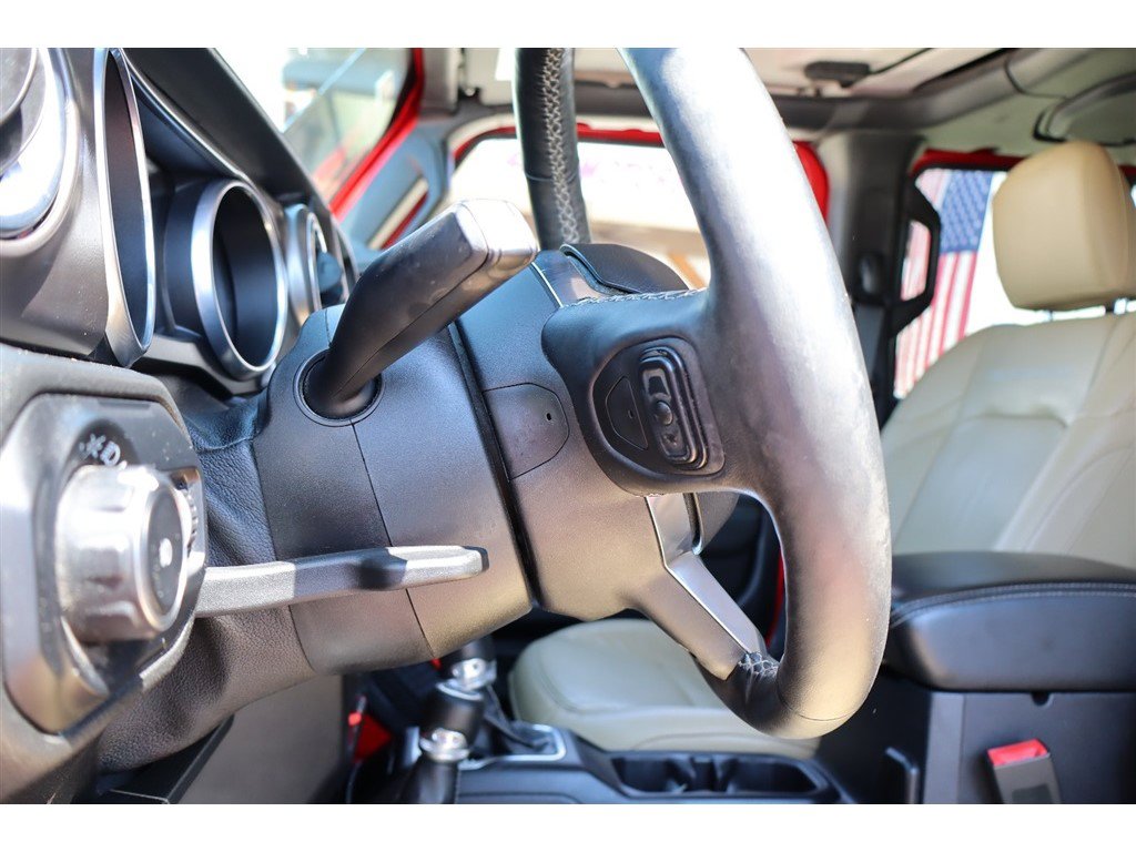 Used 2018 Jeep Wrangler Unlimited Rubicon AWD/4WD image 39