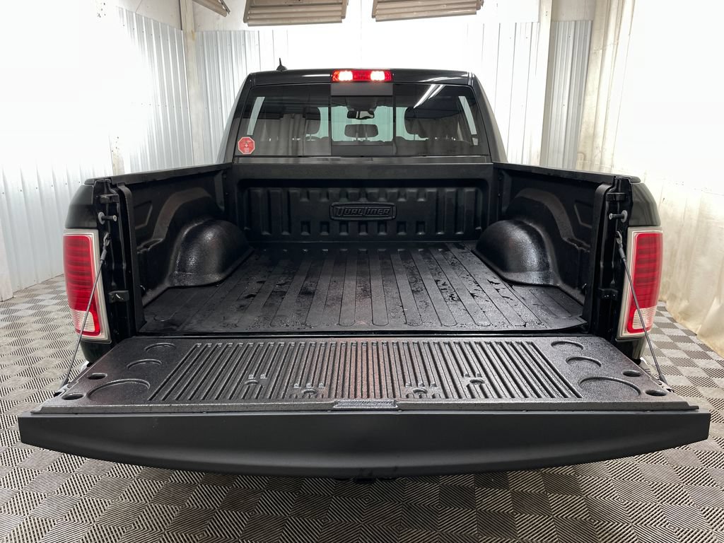 Used 2018 RAM 1500 Laramie AWD/4WD image 44