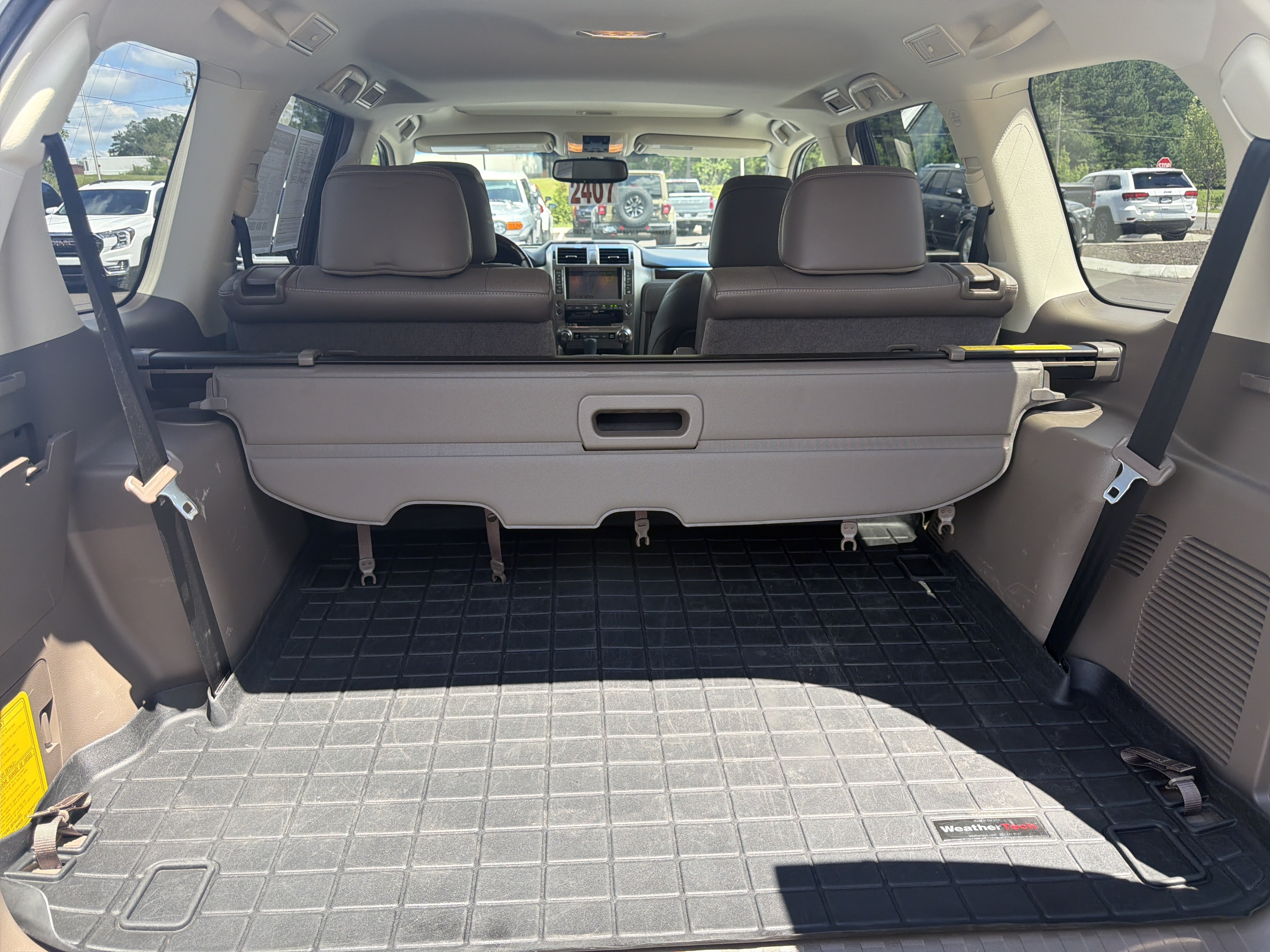 Used 2018 Lexus GX 460 Premium AWD/4WD image 23