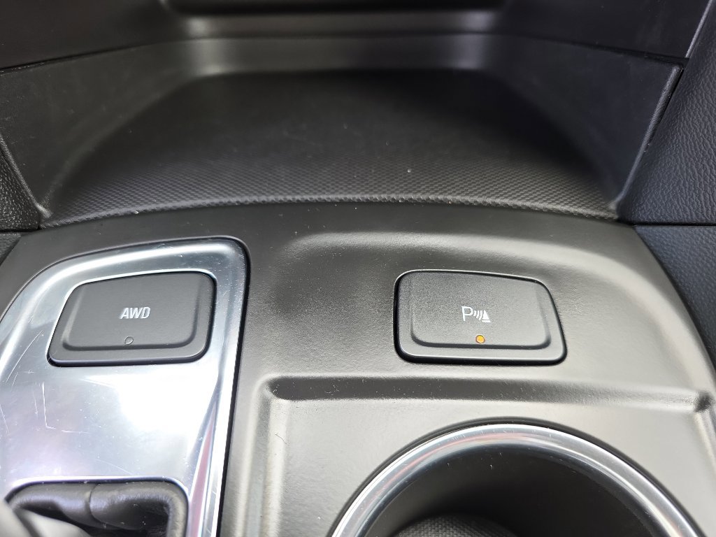 Used 2024 Chevrolet Equinox LT image 36