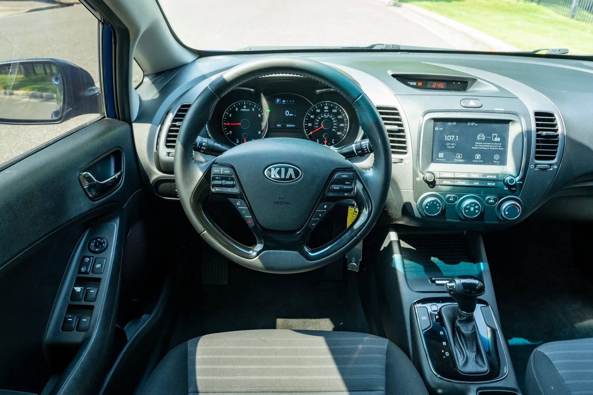 Used 2017 Kia Forte S FWD image 17