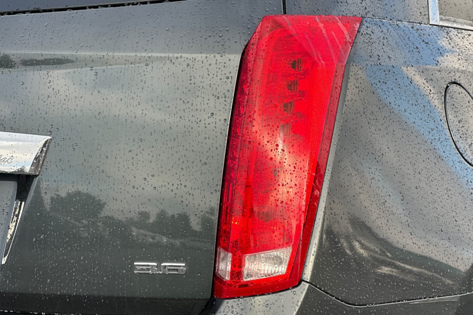 Used 2013 Cadillac SRX Performance FWD image 35