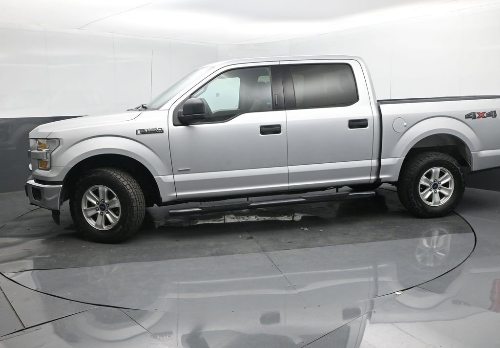 Used 2017 Ford F150 XLT image 2