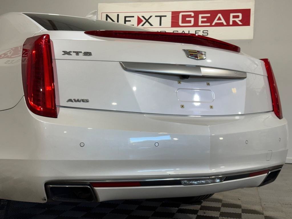 Used 2017 Cadillac XTS Premium Luxury AWD/4WD image 7