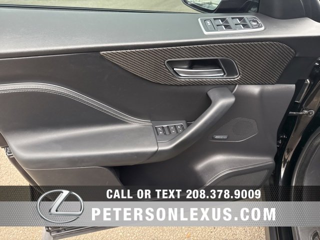 Used 2020 Jaguar F-PACE SVR image 22