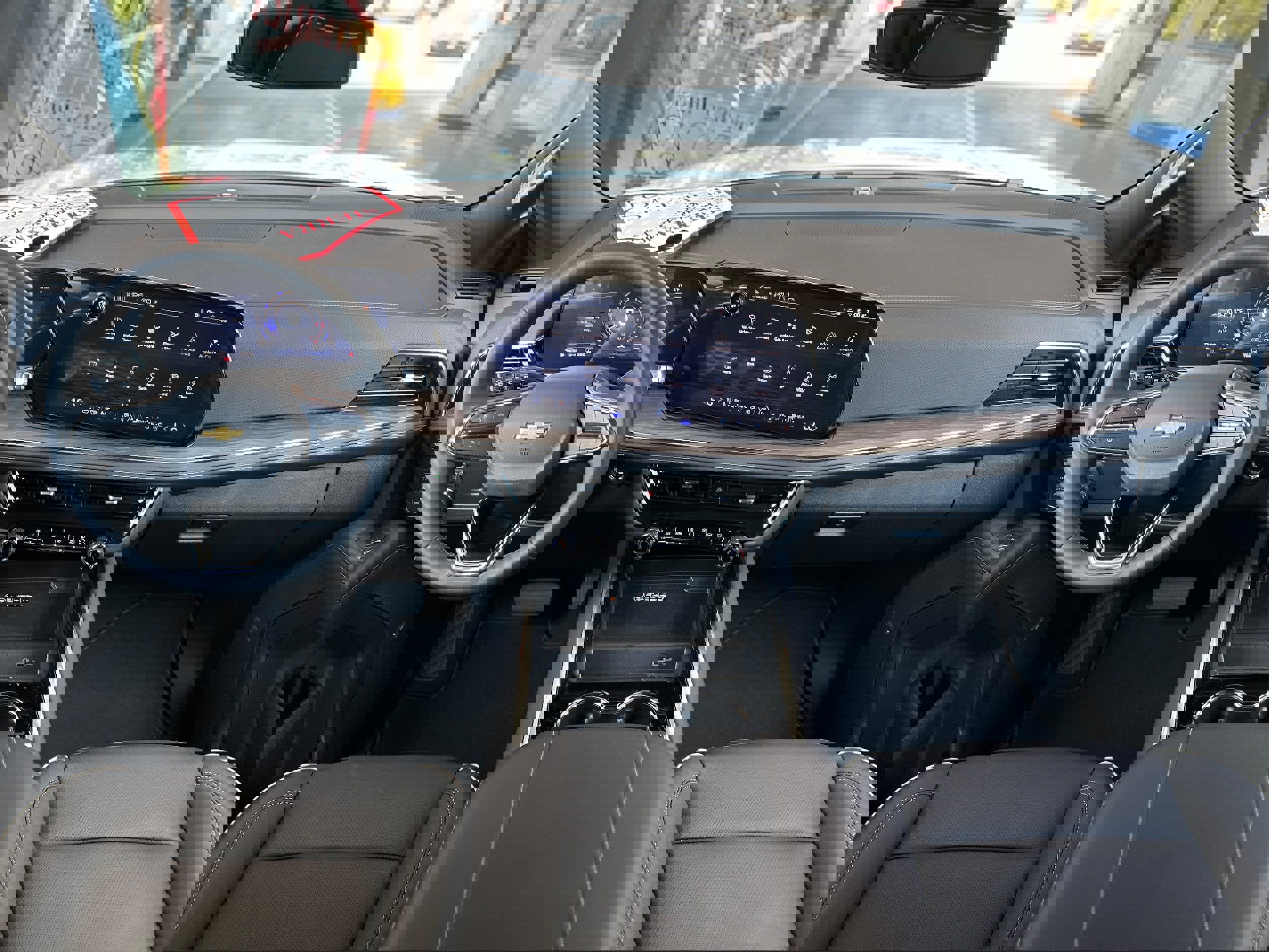 New 2025 Chevrolet Suburban Premier w/ LPO, Illumination Package image 18