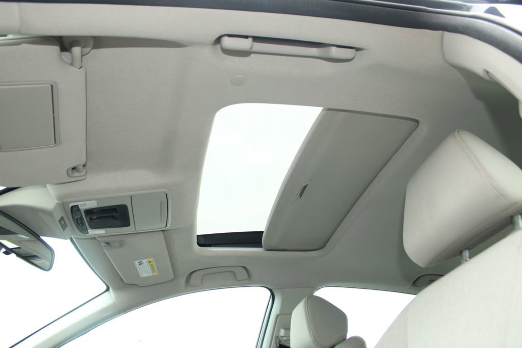 Certified 2024 Honda Accord EX image 30