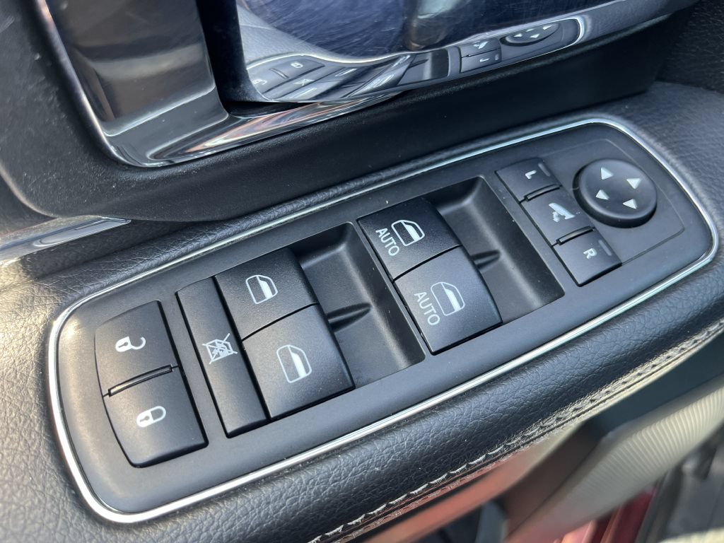 Used 2018 RAM 2500 Laramie AWD/4WD image 19