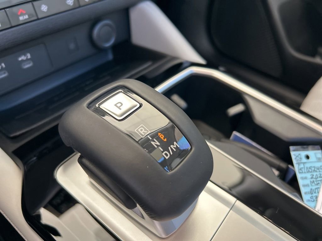 New 2025 Mitsubishi Outlander SEL image 8