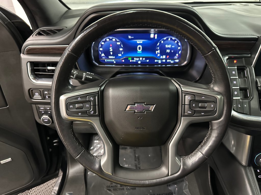 Used 2022 Chevrolet Tahoe Z71 w/ Luxury Package AWD/4WD image 13