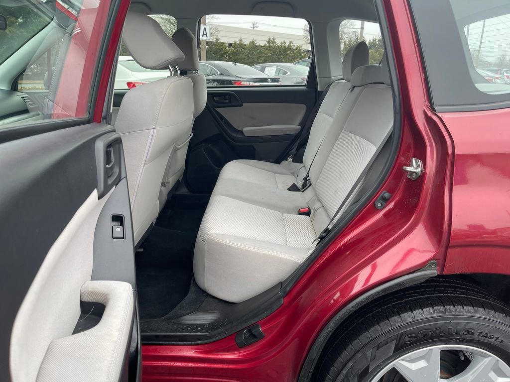 Used 2015 Subaru Forester 2.5i w/ Alloy Wheel Package image 17