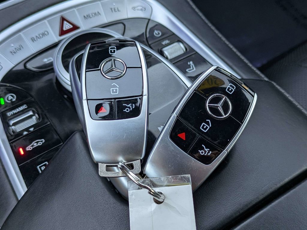 Used 2020 Mercedes-Benz S 560 4MATIC Sedan image 29
