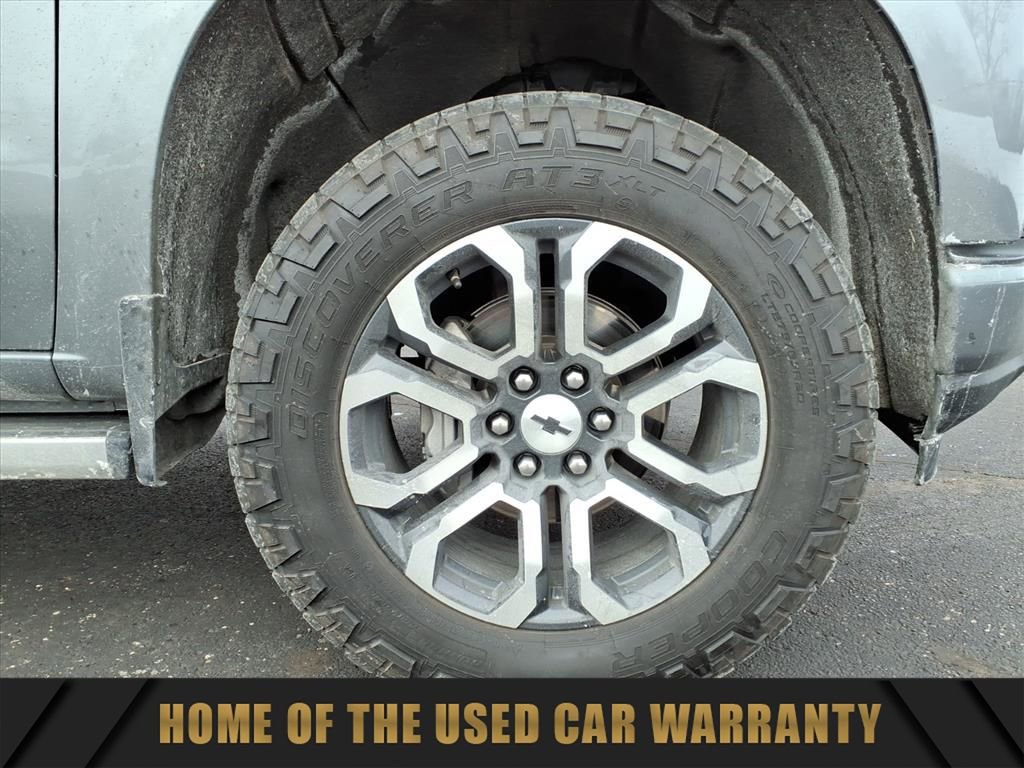 Used 2021 Chevrolet Silverado 1500 High Country w/ Safety Package II image 11