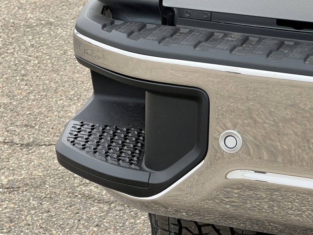 New 2026 GMC Sierra 2500 SLT w/ SLT Premium Package image 14