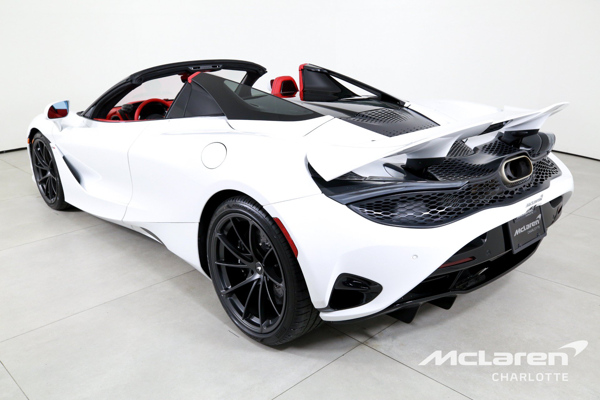 New 2027 McLaren 750S Spider RWD image 8