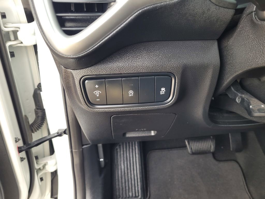 Used 2022 Kia Soul LX image 23