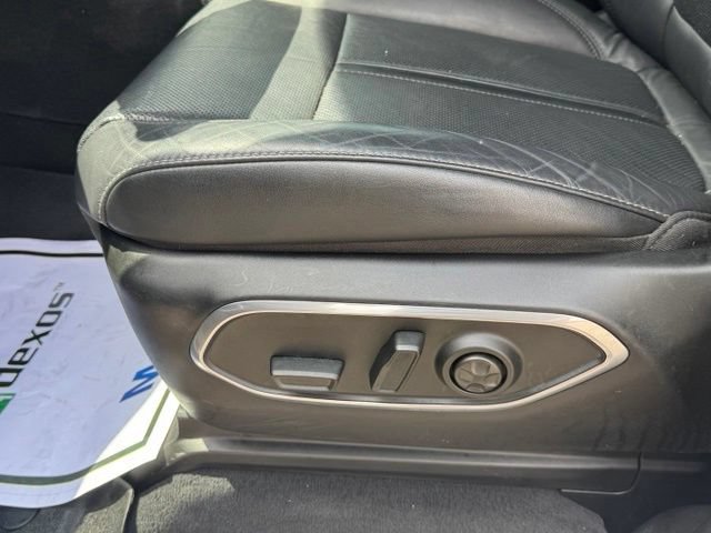 Certified 2022 Jeep Wagoneer Series II AWD/4WD image 16