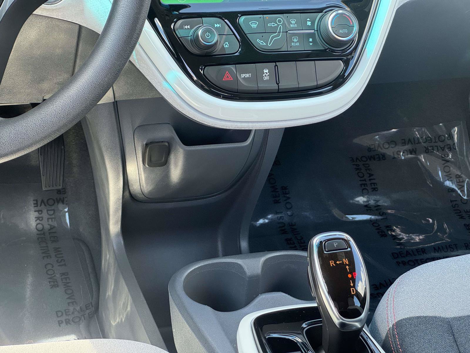 Used 2018 Chevrolet Bolt LT FWD image 4