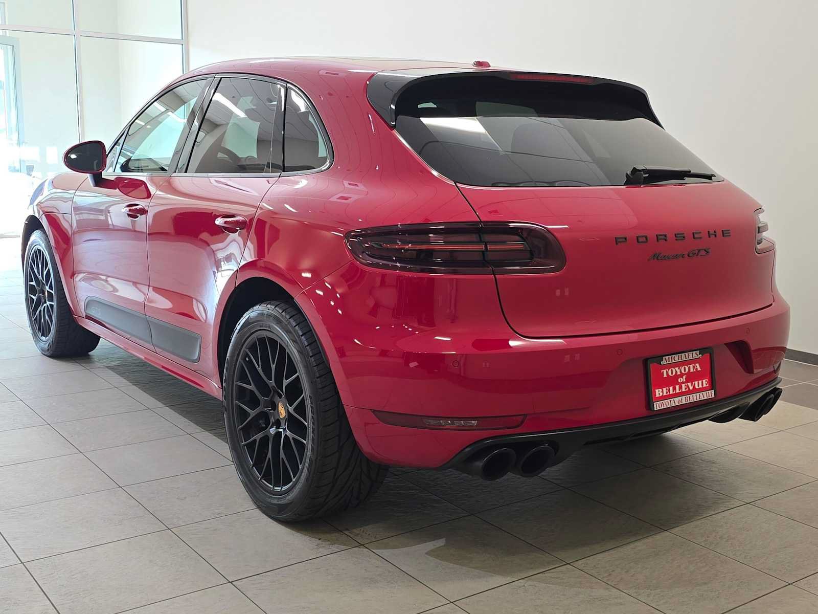 Used 2017 Porsche Macan GTS AWD/4WD image 4