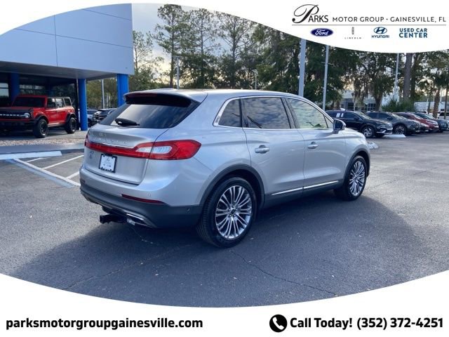 Used 2017 Lincoln MKX Reserve FWD image 4