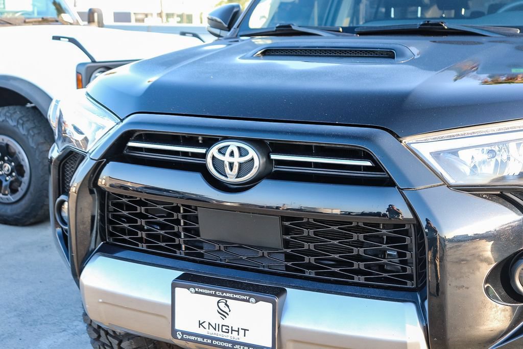 Used 2021 Toyota 4Runner TRD Off-Road Premium w/ Moonroof Package AWD/4WD image 6