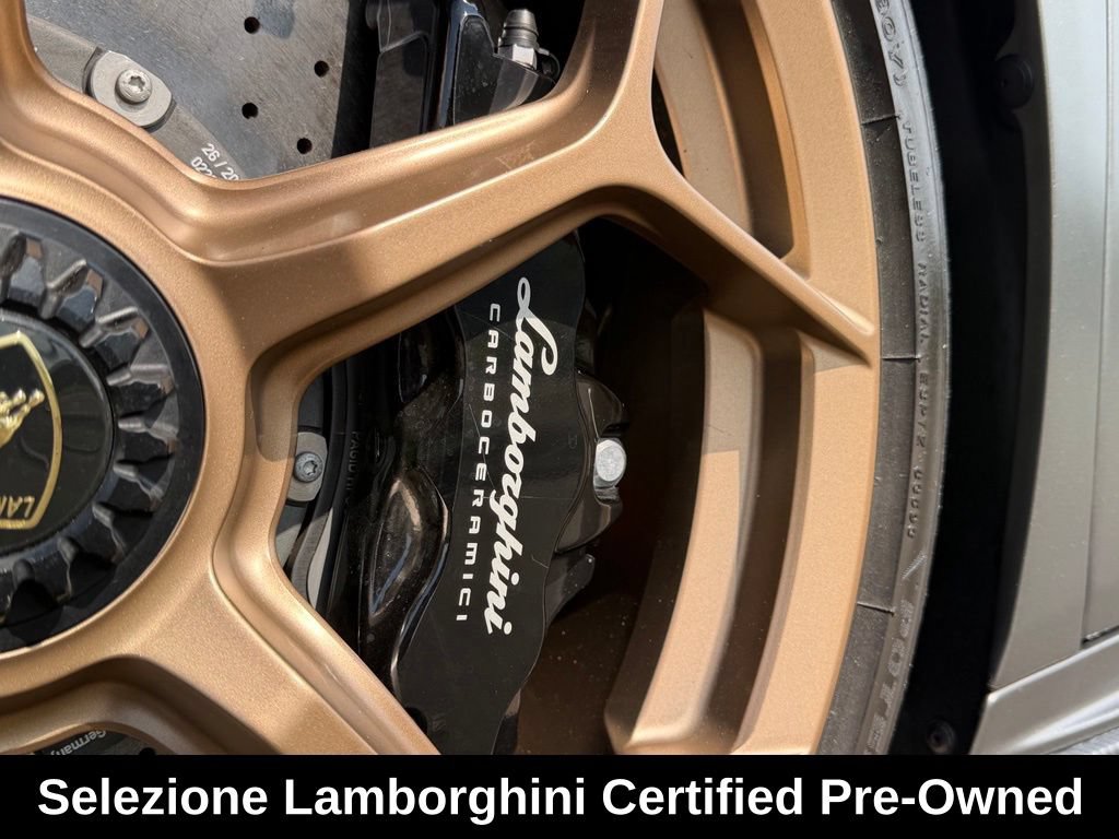Used 2023 Lamborghini Huracan Tecnica RWD image 21
