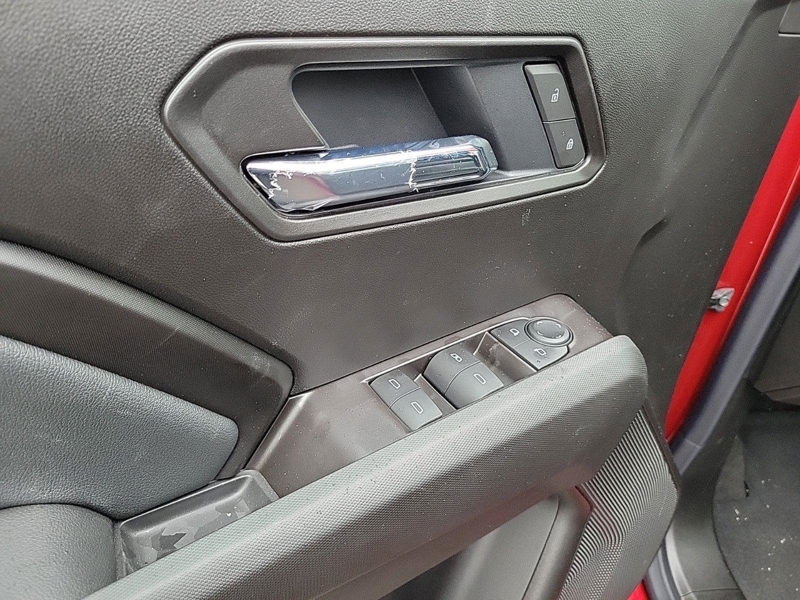 New 2026 GMC Canyon Elevation w/ Convenience Package image 19