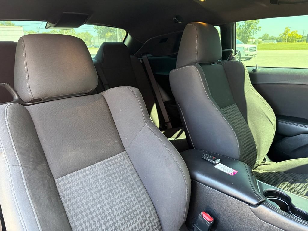 Used 2019 Dodge Challenger R/T RWD image 22