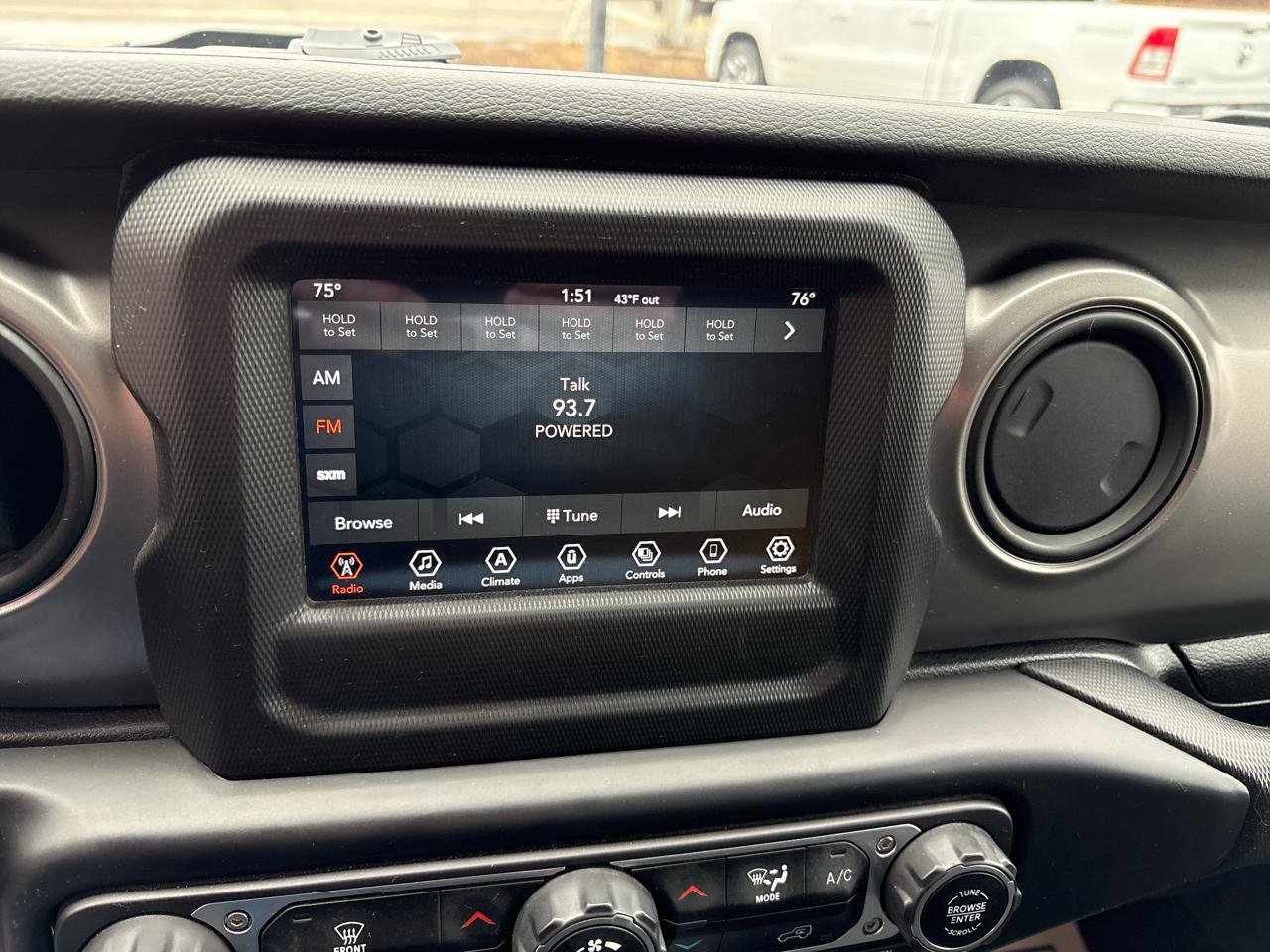 Used 2021 Jeep Gladiator Sport image 22