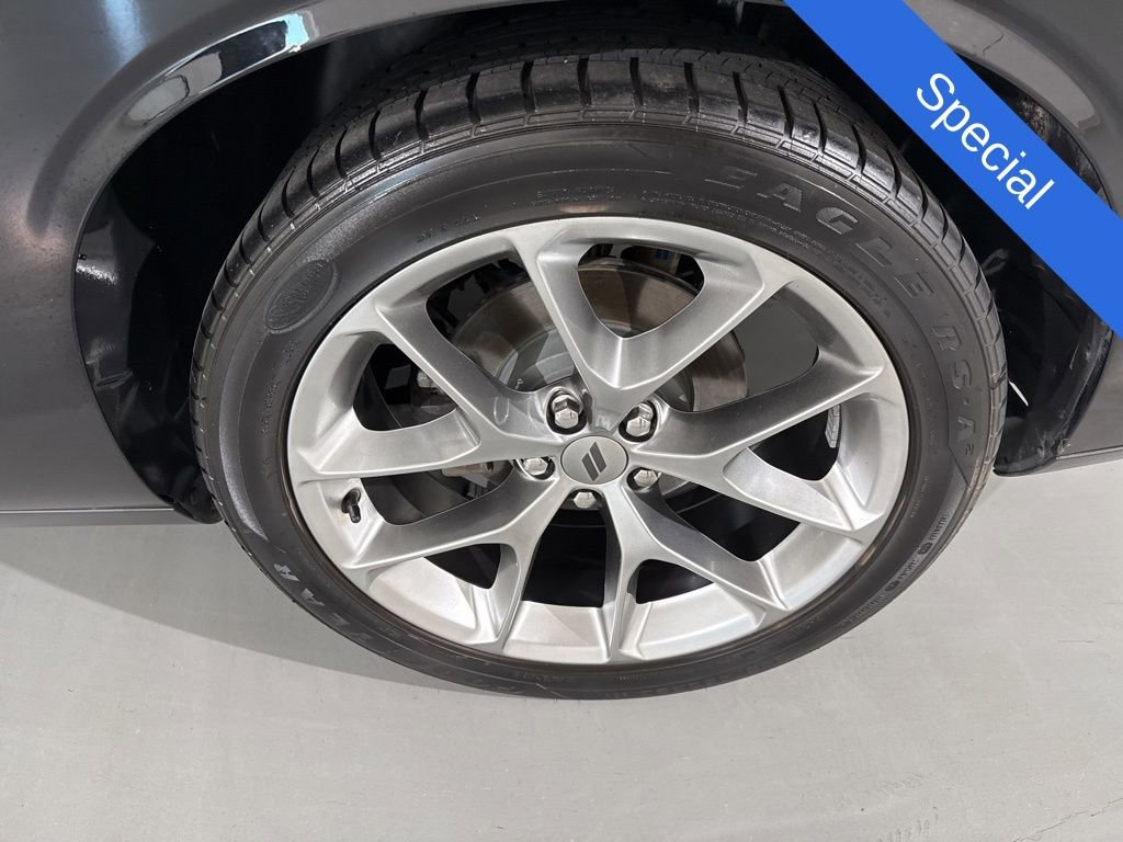 Used 2020 Dodge Challenger GT image 6