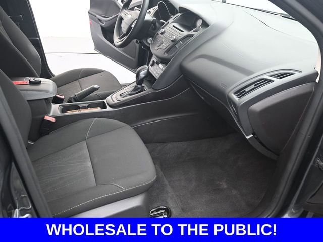 Used 2017 Ford Focus SE image 16