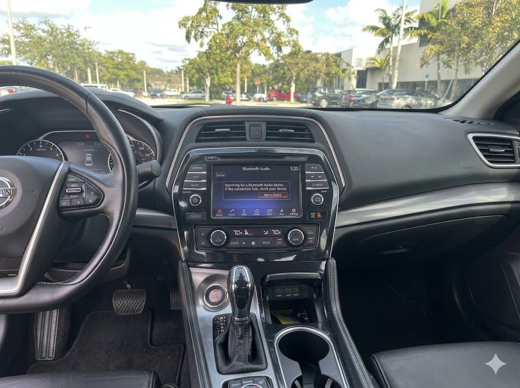 Used 2018 Nissan Maxima 3.5 SV image 3