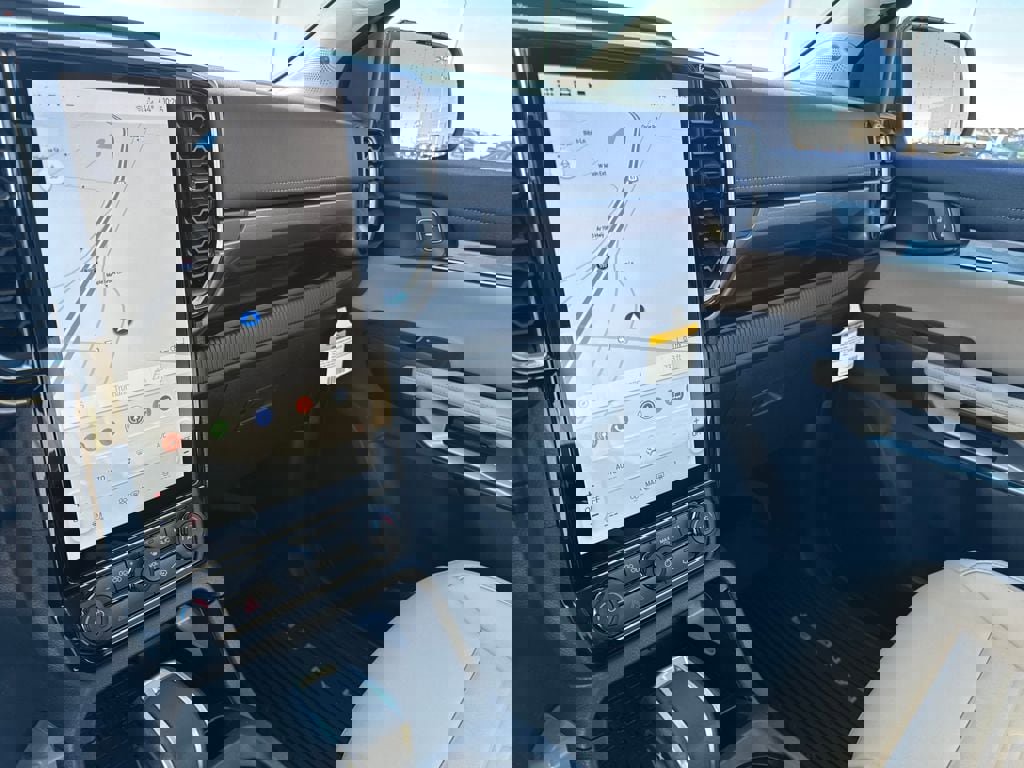 New 2025 Ford Ranger Lariat w/ Chrome Accent Package image 19