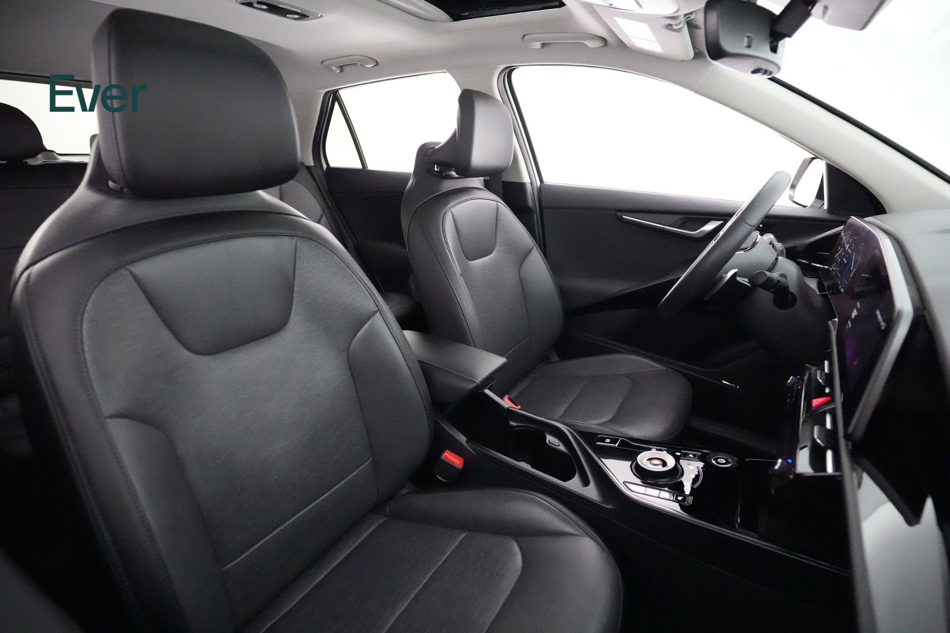 Used 2024 Kia Niro Wave w/ Wave Preserve Package image 23